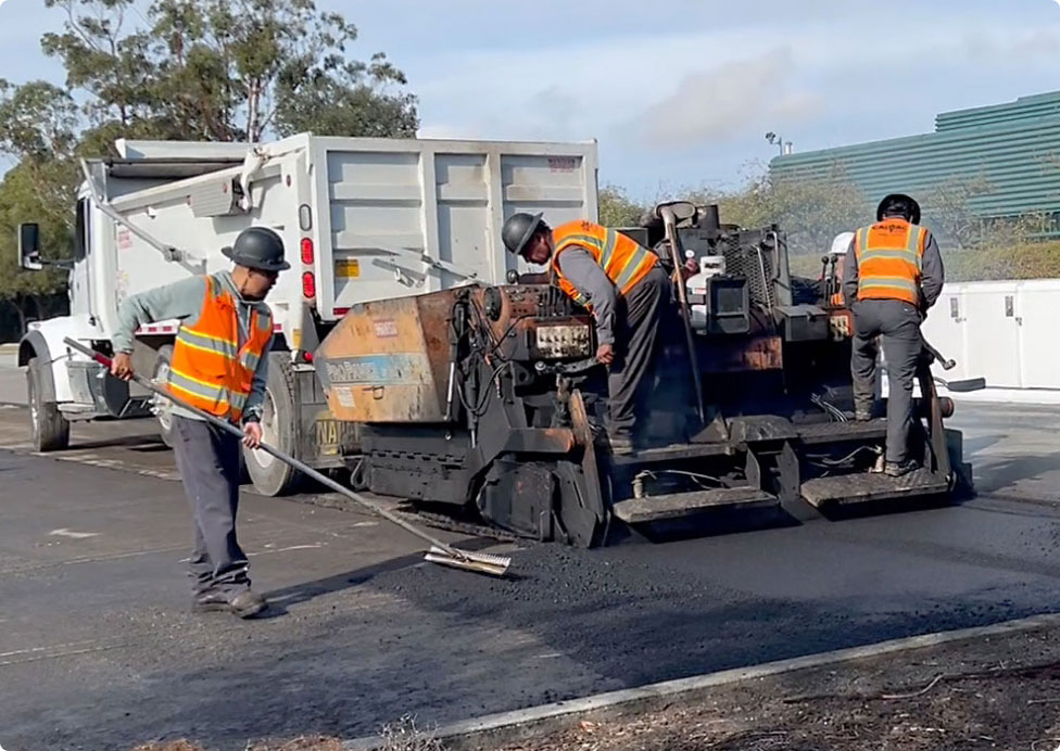 cavlac paving in San Jose concrete and asphalt workers