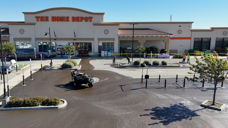 Asphalt Contractors Near Me: Why Local Matters More Than You Think